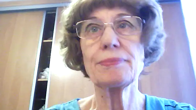 Snapshot of Anna72233 chatting on September 2025 10:26:02 AM Anna72233 online show from September 2025 10:26:02 AM