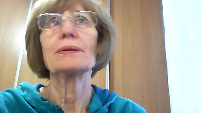 Snapshot of Anna72233 chatting on September 2025 02:08:02 PM Anna72233 online show from September 2025 02:08:02 PM
