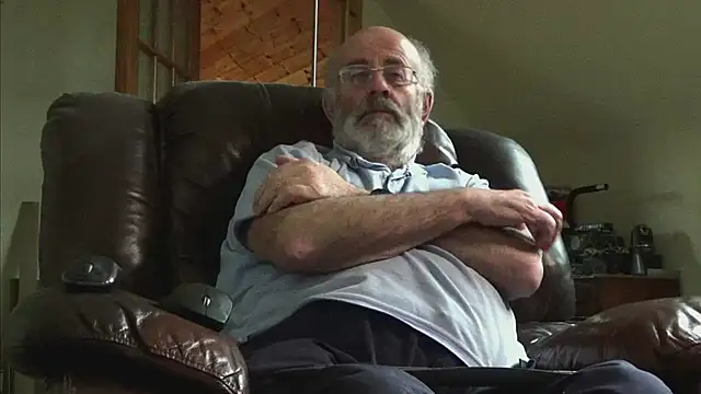 janzer13 online show from January 2026 02:00:01 PM