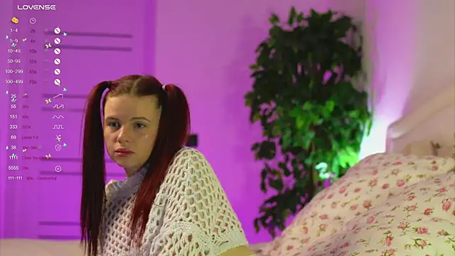 Snapshot of ambershoney chatting on October 2025 06:52:01 PM ambershoney online show from October 2025 06:52:01 PM