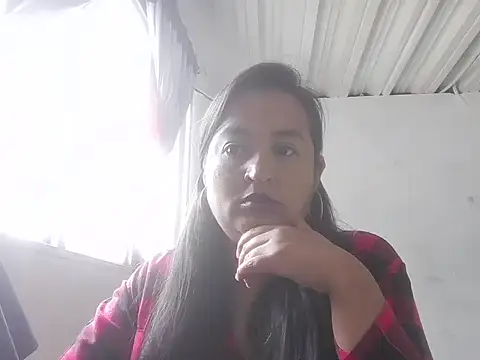 Snapshot of RosaPretty chatting on October 2025 03:54:01 PM RosaPretty online show from October 2025 03:54:01 PM
