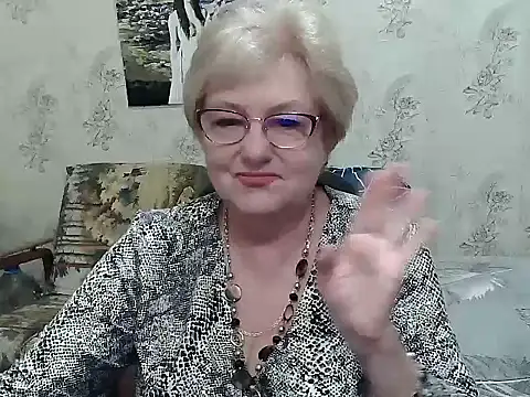 Snapshot of Renata62011 chatting on June 2026 04:18:02 AM Renata62011 online show from June 2026 04:18:02 AM