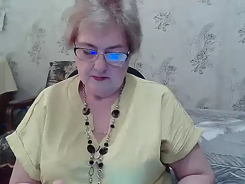 Snapshot of Renata62011 chatting on June 2026 01:08:02 PM Renata62011 online show from June 2026 01:08:02 PM