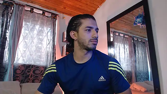 Snapshot of ArturoCardona_ chatting on August 2026 05:40:01 PM ArturoCardona online show from August 2026 05:40:01 PM