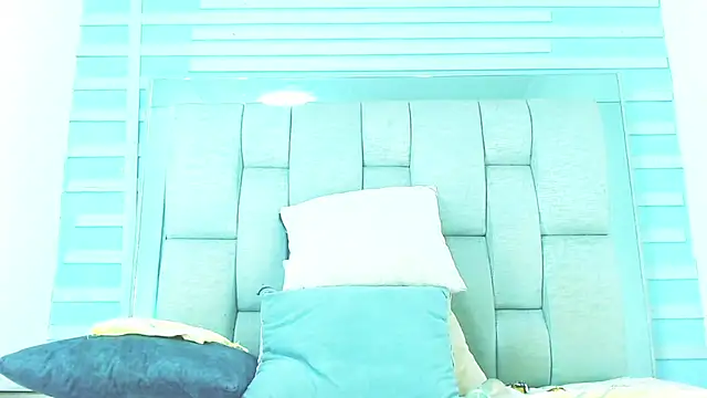 Black Fire10 online show from October 2025 07:46:02 PM