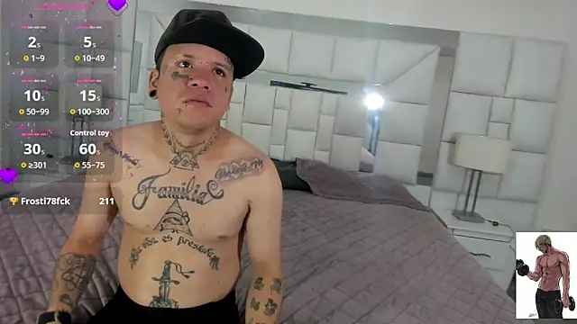 Snapshot of Dangerous_couple_ chatting on October 2025 07:01:02 PM Dangerous couple online show from October 2025 07:01:02 PM