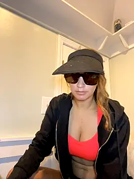 Lilamelon online show from September 2025 01:44:01 AM