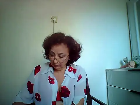 Julia54391 online show from September 2025 06:35:02 AM