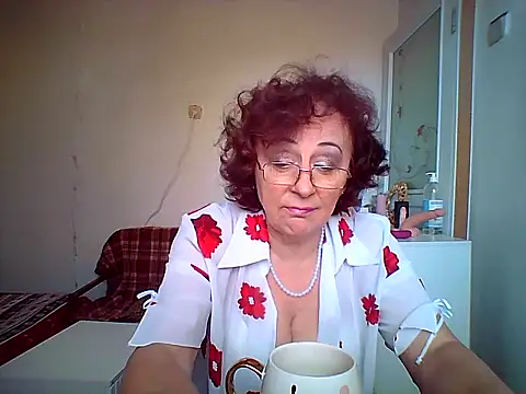 Julia54391 online show from November 2025 09:33:01 AM