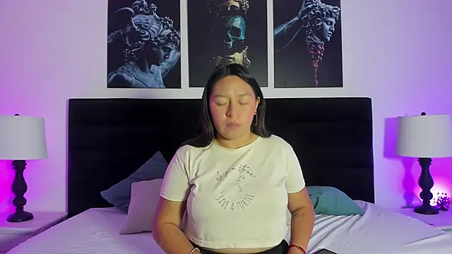 BellaRoux1 online show from September 2025 12:06:01 PM