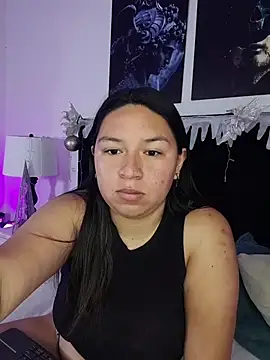 BellaRoux1 online show from November 2025 12:31:02 PM