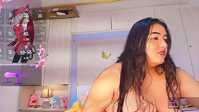 LilyWhitney online show from July 2026 04:11:01 PM