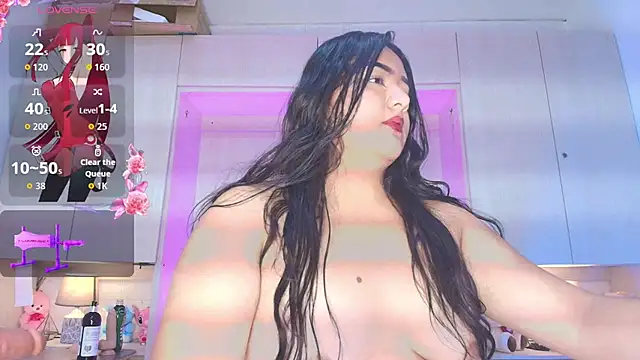 LilyWhitney online show from July 2026 04:22:01 PM