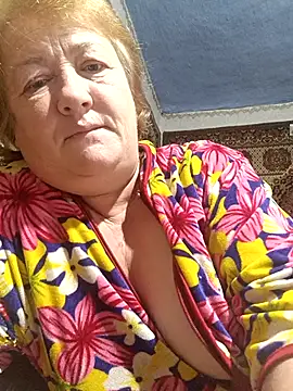 Snapshot of NikaLove49011 chatting on October 2025 05:38:02 AM NikaLove49011 online show from October 2025 05:38:02 AM