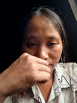 mo4mh online show from April 2026 05:11:01 AM