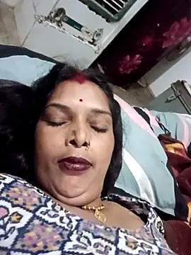 Gyavatixx online show from October 2025 09:48:02 PM