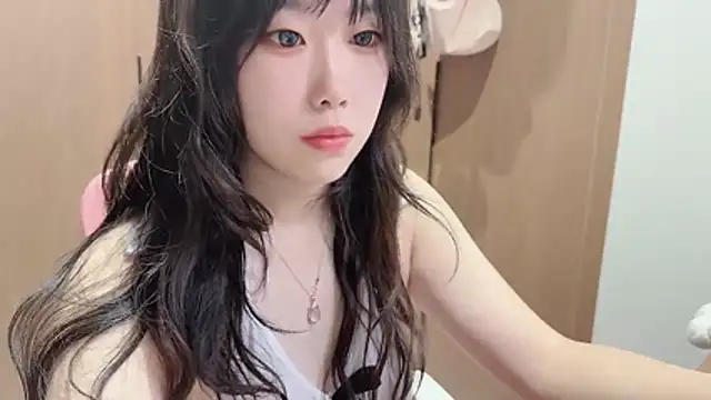 Lilium-520 online show from December 2025 11:41:02 AM