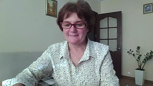 Galina56301 online show from September 2025 03:25:01 PM
