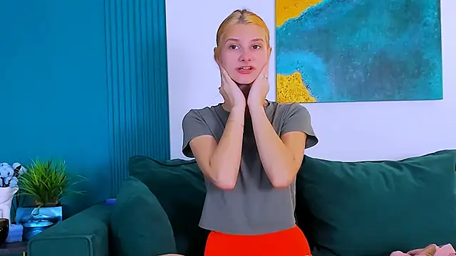 Snapshot of NightOpal chatting on October 2025 04:14:02 PM NightOpal online show from October 2025 04:14:02 PM