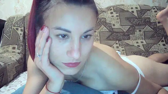 Snapshot of kiss_lovely_ chatting on October 2025 08:39:01 PM kiss lovely online show from October 2025 08:39:01 PM