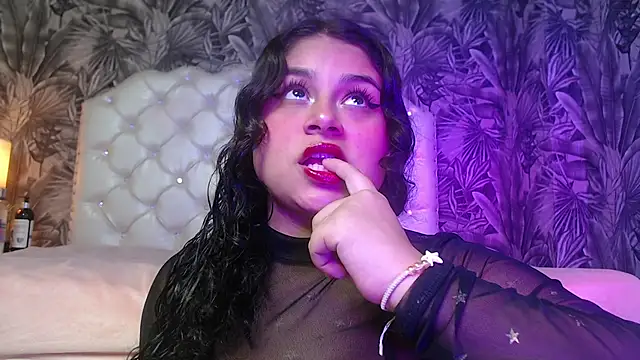 RylieRoss online show from September 2025 12:05:01 PM