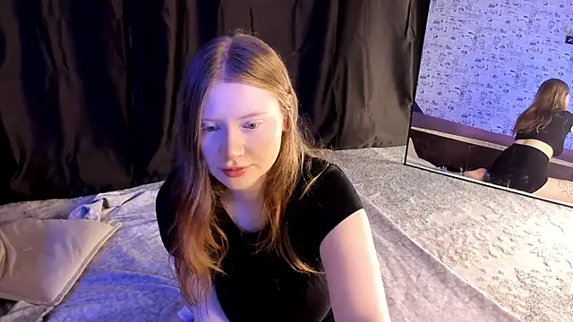 Lillie Berry online show from October 2025 04:31:02 AM