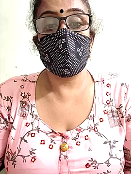 Snapshot of sweet-lotus chatting on September 2025 12:53:01 PM sweet-lotus online show from September 2025 12:53:01 PM