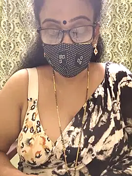 Snapshot of sweet-lotus chatting on September 2025 05:06:01 PM sweet-lotus online show from September 2025 05:06:01 PM