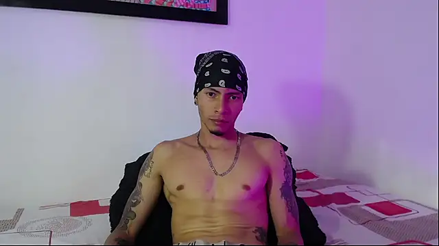 Daniel laverde online show from September 2025 08:52:02 PM