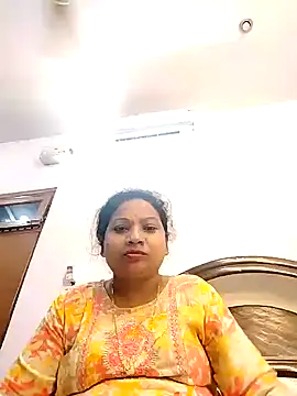 Cute-Janvi20 online show from October 2025 08:18:02 PM