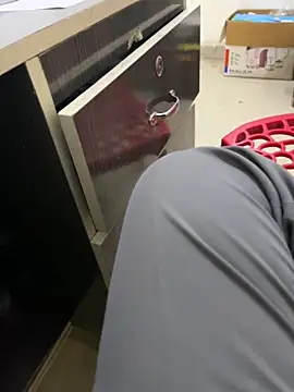 jucydick010887 online show from October 2025 11:33:02 AM