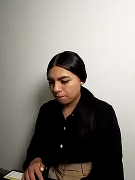 Emiily bliss online show from September 2025 12:38:02 PM