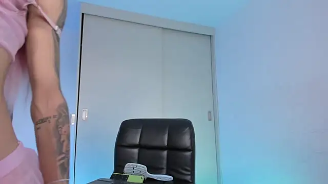 Snapshot of _Alicerosee chatting on October 2025 09:08:02 PM Alicerosee online show from October 2025 09:08:02 PM