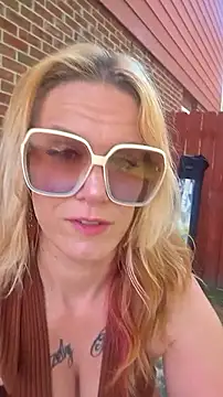 Snapshot of RhondaRump chatting on June 2026 03:10:02 PM RhondaRump online show from June 2026 03:10:02 PM