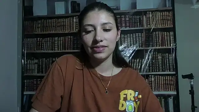 Snapshot of AriaBliss- chatting on September 2025 10:18:01 AM AriaBliss- online show from September 2025 10:18:01 AM