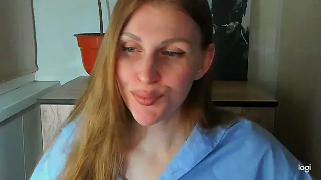 JuliaMuuun online show from July 2026 07:08:02 PM