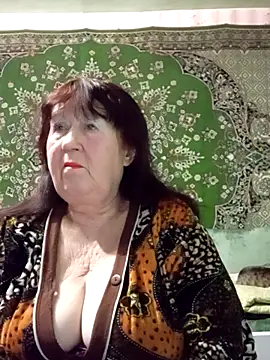 CrystalLime6411 online show from February 2026 06:02:02 PM