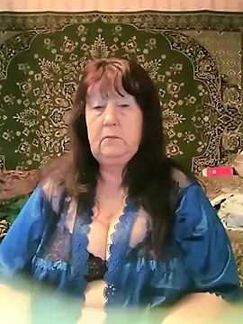 CrystalLime6411 online show from April 2026 03:31:01 PM