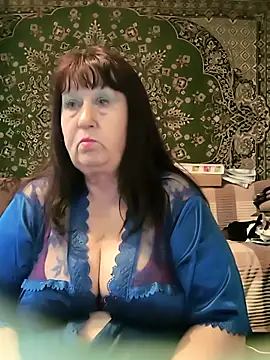 CrystalLime6411 online show from April 2026 11:53:02 AM