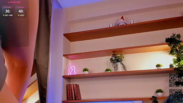 Snapshot of CarolSutton chatting on October 2025 03:03:01 PM CarolSutton online show from October 2025 03:03:01 PM