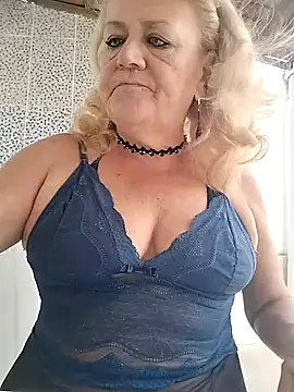 Belladama61 online show from February 2026 05:03:02 PM