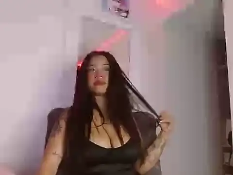 reina reina online show from September 2025 11:27:02 PM