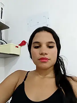 Snapshot of Little-Pussy-Sweet chatting on September 2025 06:41:02 PM Little-Pussy-Sweet online show from September 2025 06:41:02 PM