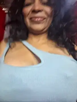 Snapshot of floresblancas chatting on October 2025 12:47:01 PM floresblancas online show from October 2025 12:47:01 PM