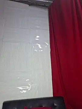 Snapshot of floresblancas chatting on October 2025 10:00:02 AM floresblancas online show from October 2025 10:00:02 AM