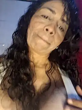 Snapshot of floresblancas chatting on November 2025 11:12:02 AM floresblancas online show from November 2025 11:12:02 AM