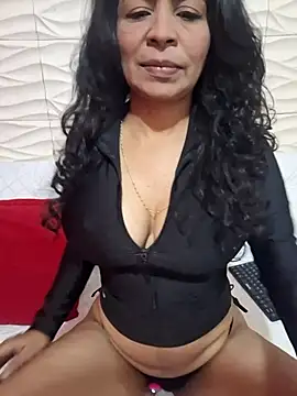Snapshot of floresblancas chatting on July 2026 10:57:02 AM floresblancas online show from July 2026 10:57:02 AM