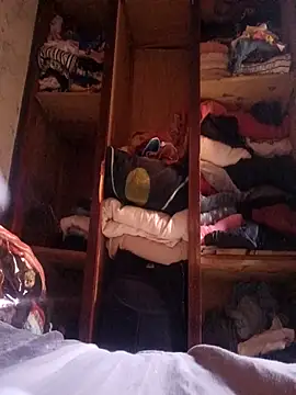 jojo1986No online show from October 2025 07:19:01 AM