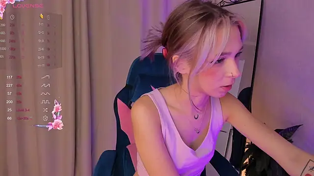 MiSeki online show from October 2025 06:28:01 PM