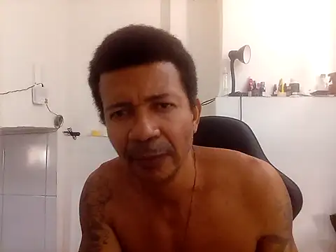 moreno25centimetro online show from September 2025 12:40:01 PM